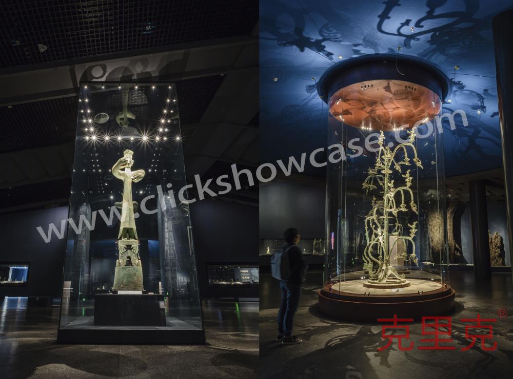 三星堆青铜神树,铜立大人博物馆展柜港澳宝典资料大全提供