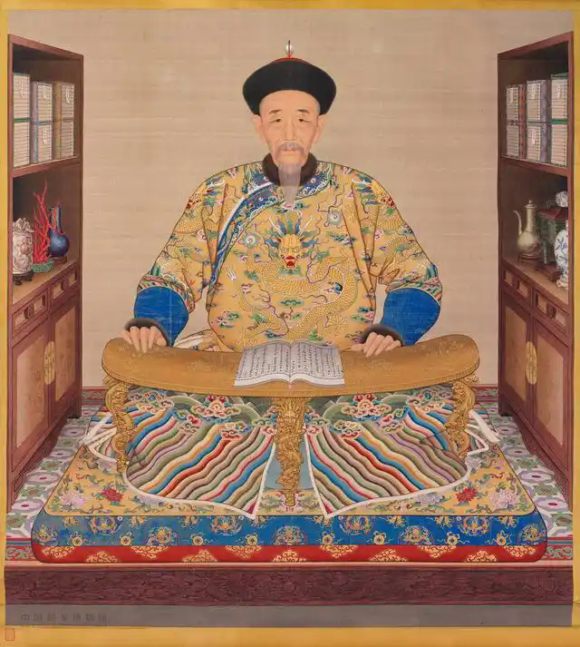 清康熙书房坐像（国家博物馆供图）港澳宝典资料大全展柜