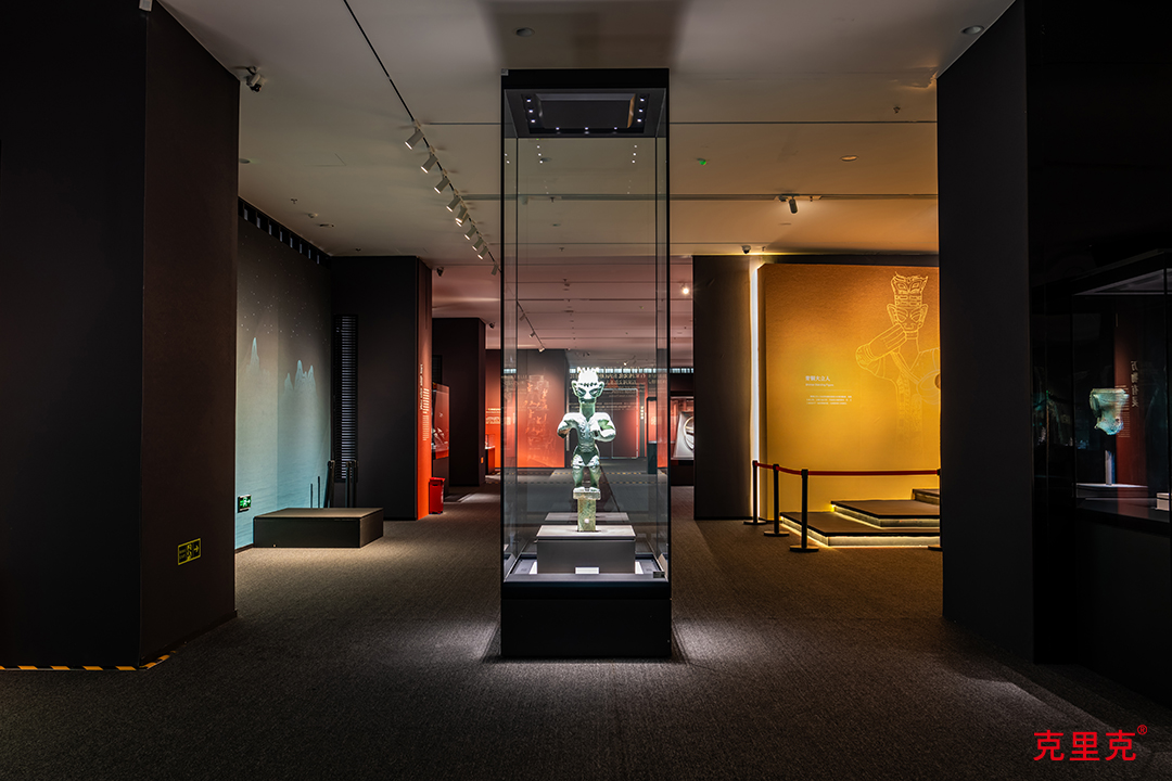 三星堆与金沙的神秘魅力再现_港澳宝典资料大全展柜